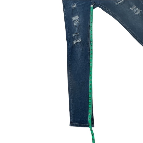 Wax Jean Distressed Skinny Jeans Size 11 Women’s - Picture 11 of 11